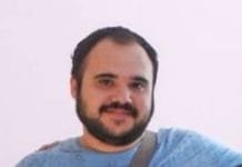 “Tolis loved Maria:διαδώστε το” Η τελευταία επιθυμία του Τόλη έκανε το γύρο του κόσμου. Κηδεύτηκε στο Γέρακα.
