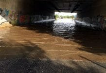 Υπερχειλίσεις ρεμάτων, πλημμύρες υπόγειων χώρων οι συνέπειες της νεροποντής