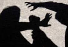 Επιχειρηματίας πέθανε από έμφραγμα όταν ληστές εισέβαλαν στο σπίτι του