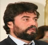 Ένα βήμα πριν την ένταξή του στη Νέα Δημοκρατία ο επί σειρά ετών βουλευτής του ΠΑΣΟΚ & της ΔΗΜΑΡ, Βασίλης Οικονόμου