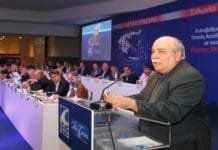 Μηνύματα ανέξοδου εντυπωσιασμού από τους επικεφαλής των κομμάτων στην πρώτη ημέρα του Συνεδρίου της ΚΕΔΕ