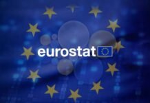 Eurostat: Μεγάλη μείωση του διάμεσου εισοδήματος στην Ελλάδα από το 2010 / Το 87% ζορίζεται να τα βγάλει πέρα
